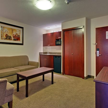 Holiday Inn Express & Suites Whitecourt By Ihg Εσωτερικό φωτογραφία