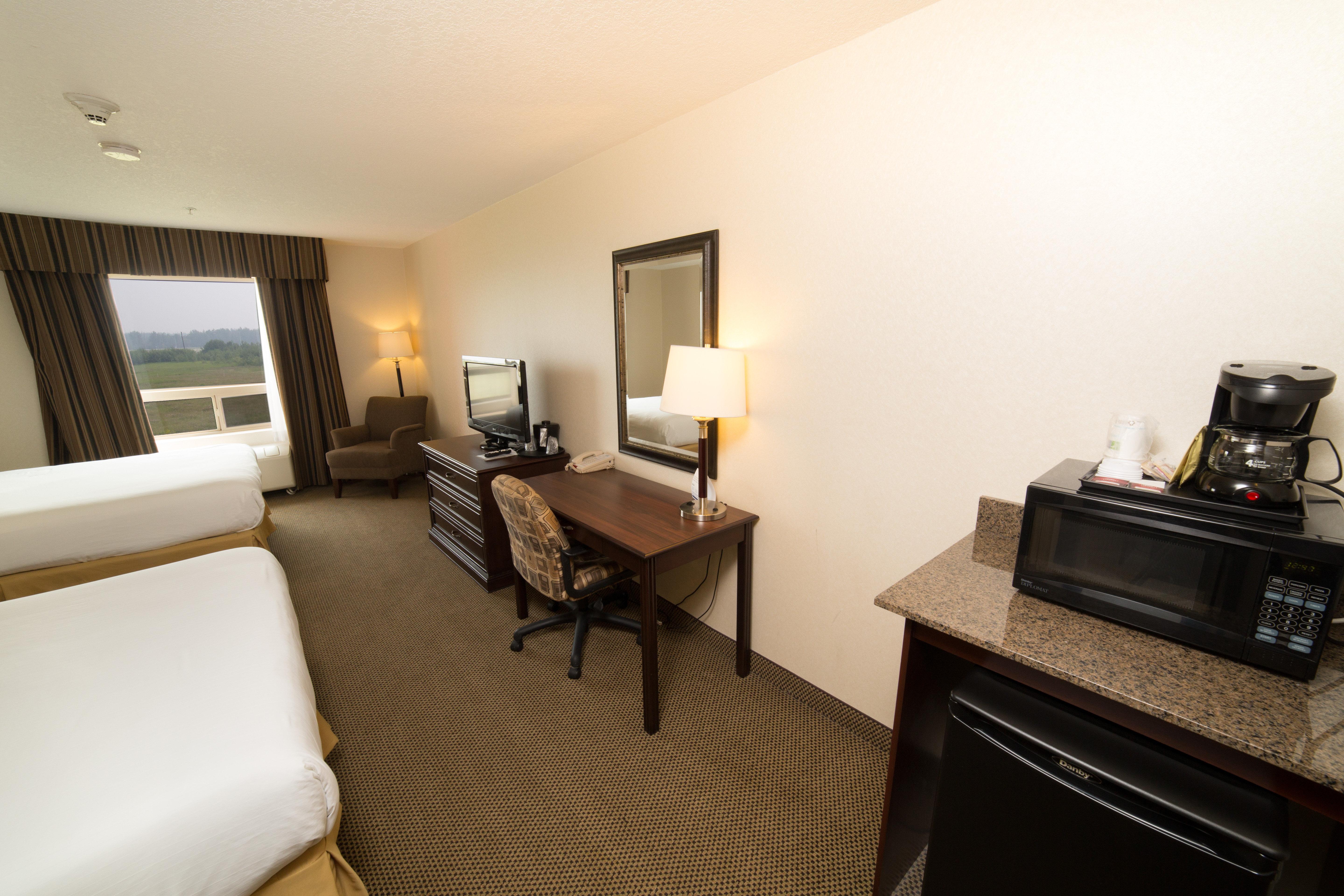 Holiday Inn Express & Suites Whitecourt By Ihg Εξωτερικό φωτογραφία