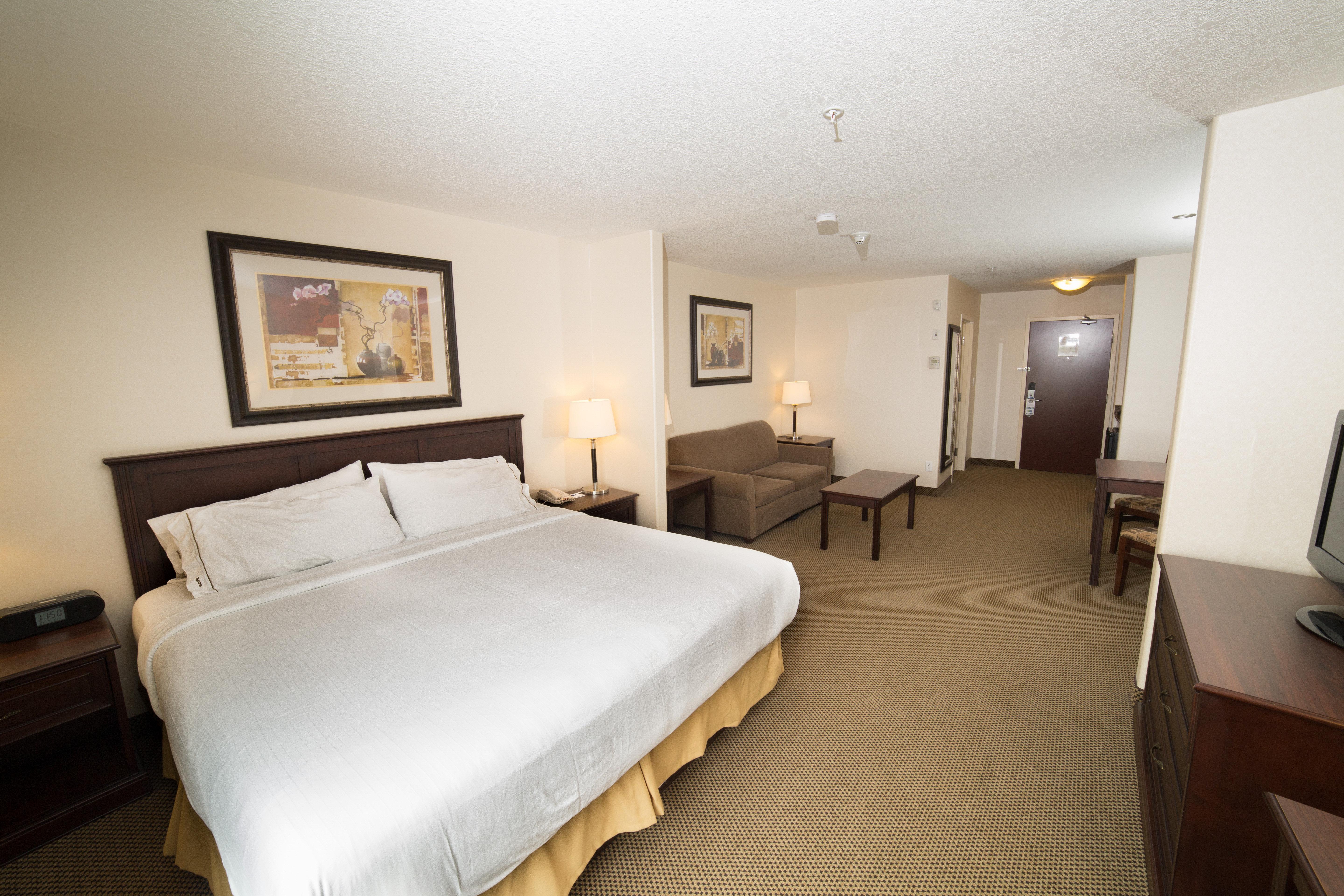 Holiday Inn Express & Suites Whitecourt By Ihg Εξωτερικό φωτογραφία
