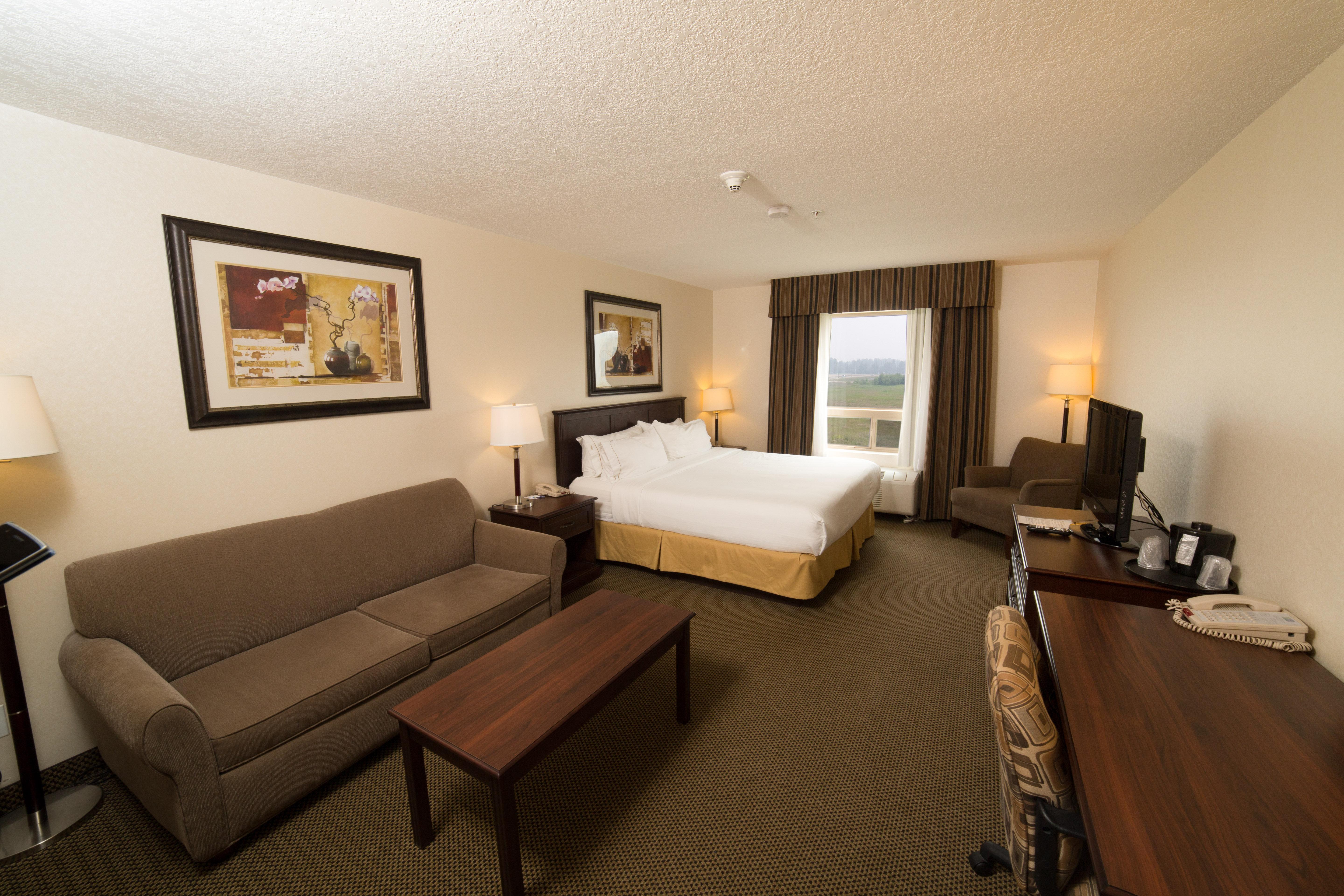 Holiday Inn Express & Suites Whitecourt By Ihg Εξωτερικό φωτογραφία
