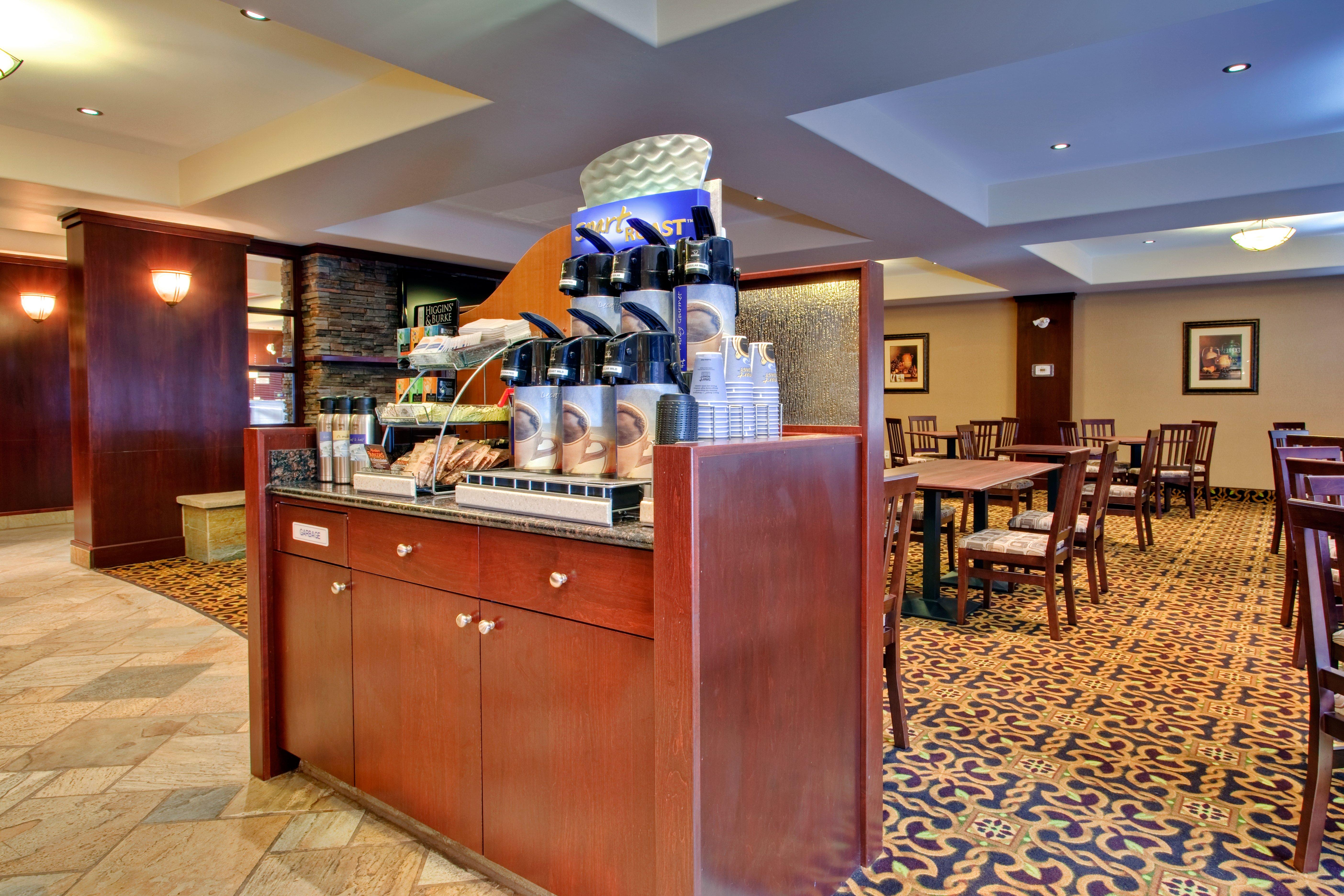 Holiday Inn Express & Suites Whitecourt By Ihg Εξωτερικό φωτογραφία