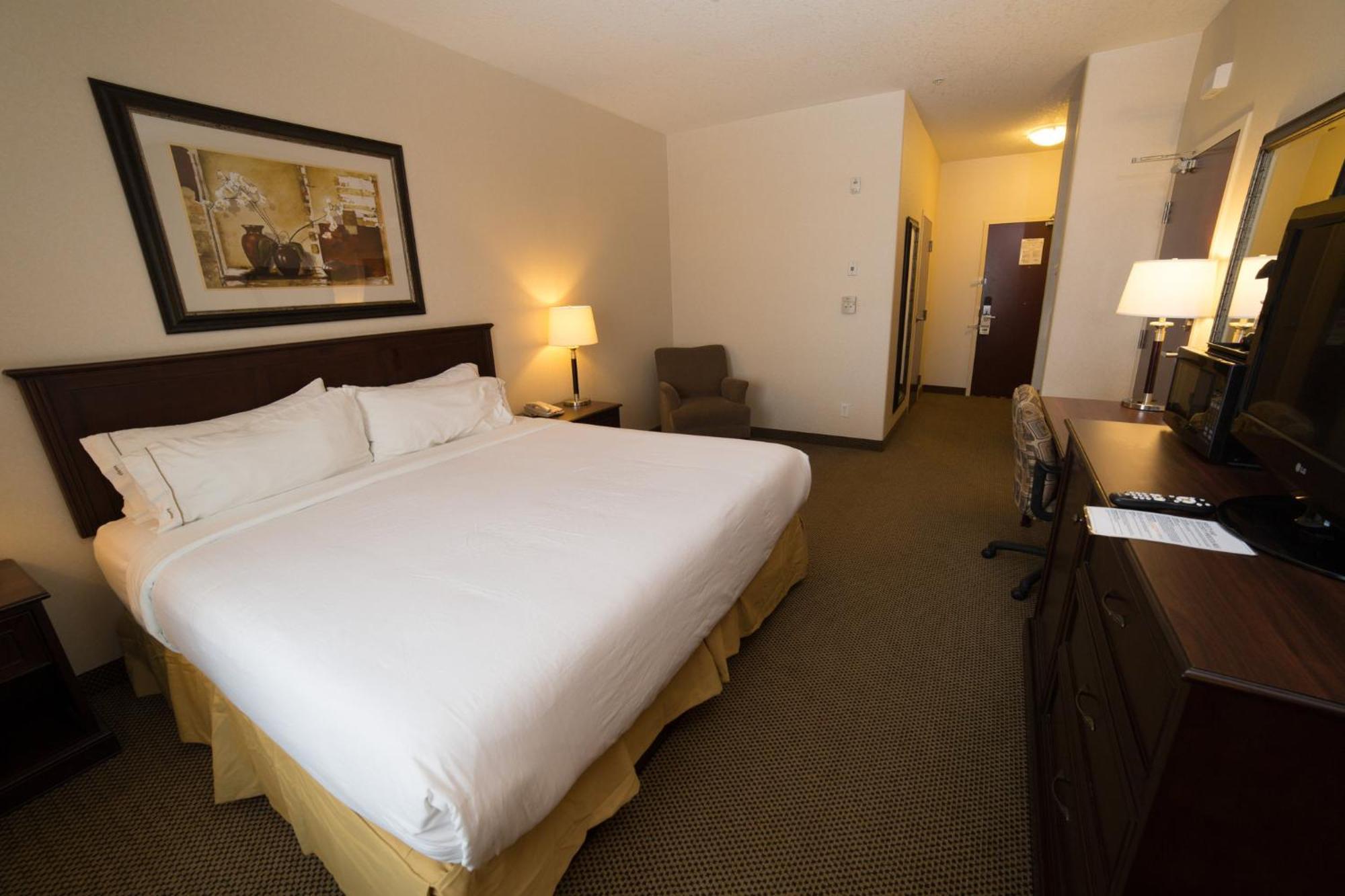 Holiday Inn Express & Suites Whitecourt By Ihg Εξωτερικό φωτογραφία